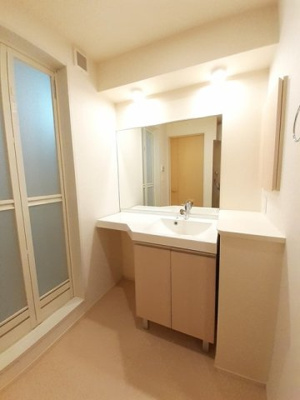 【洗面所】 | エフォートレス　八万 | 広い洗面スペース