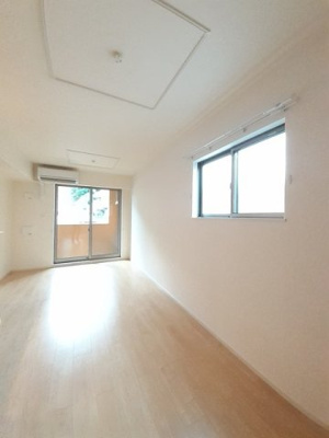 【居間・リビング】 | エフォートレス　八万 | おしゃれな居間です