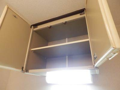 さくらマンションのキッチン|キッチン上部収納