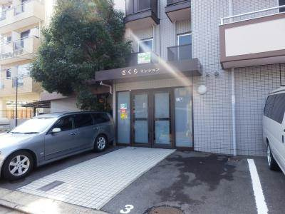 さくらマンションの駐車場