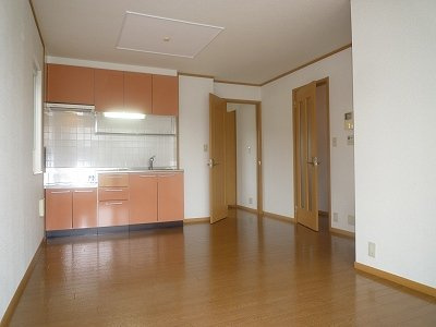 【居間・リビング】 | ローマ・アリエスＣ | こちらの居間で趣味の時間をお楽しみください