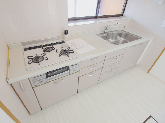 住田戸建てのキッチン