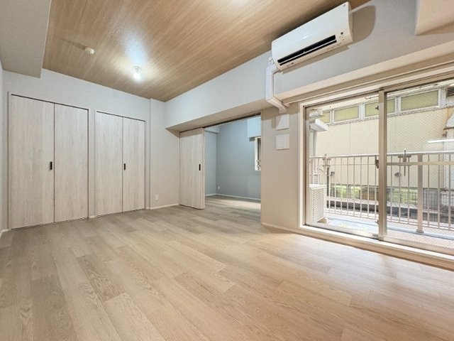 新品家具付きマンション築地13(KaGood東京)の居間・リビング