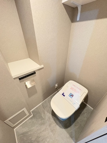 新品家具付きマンション築地13(KaGood東京)のトイレ