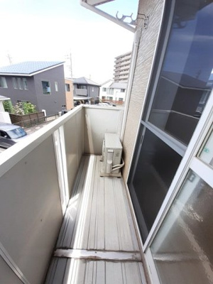 【バルコニー】 | クレセント上乃木Ｃ | 陽当たり良好なバルコニーです