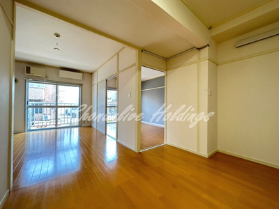 【居間・リビング】 | 第4落合マンション | 使いやすいリビングになります♪