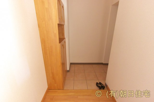 レジデンスＹの玄関