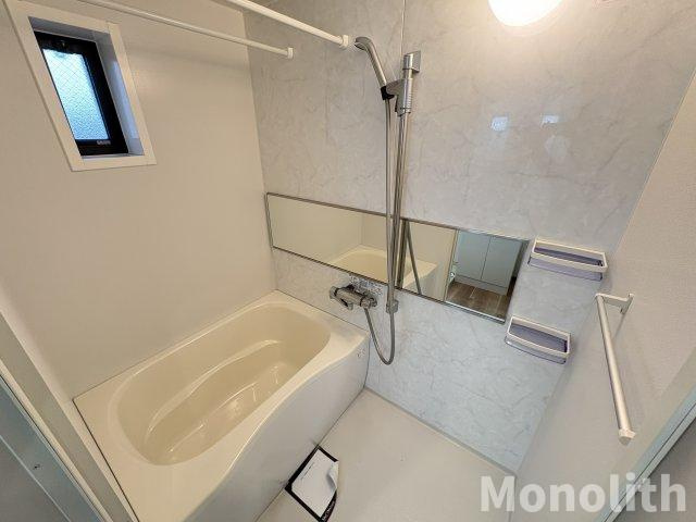 ブラウンヒルズ東山B棟の浴室