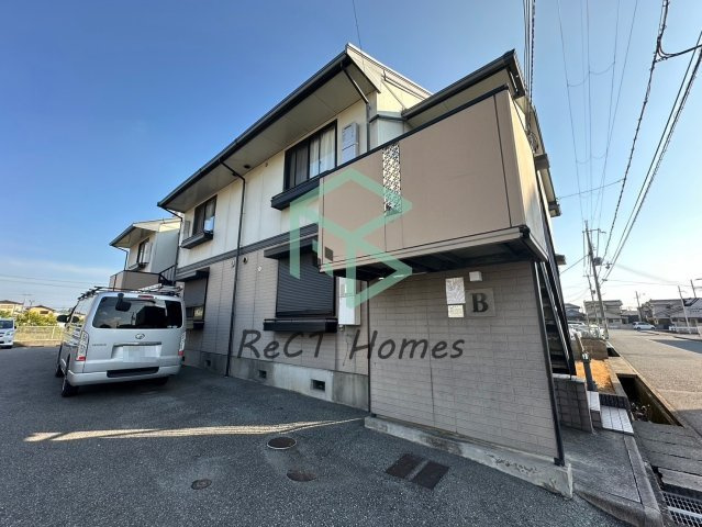 姫路市玉手のハイツの外観