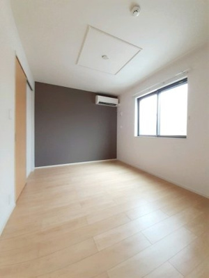 【内装】 | ノーブルエイチⅠ | 明るい色調の室内です