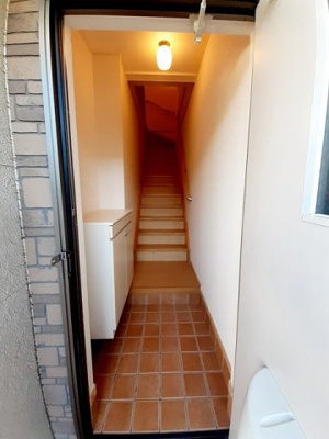 【玄関】 | カレントＢ | 毎日通る玄関はこちらです