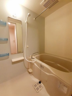 【浴室】 | カレントＢ | ゆったり過ごせるお風呂です