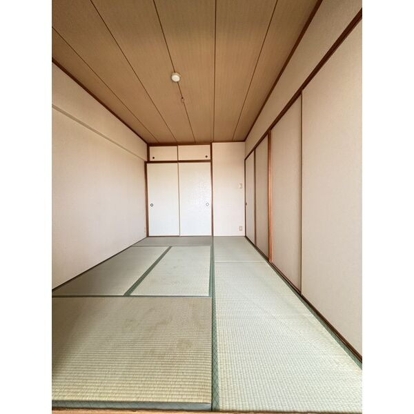 エンブレイス姫路市役所南の和室