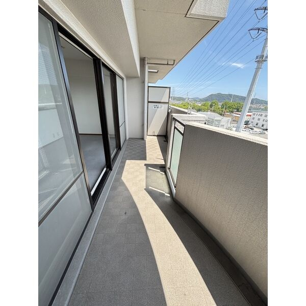 エンブレイス姫路市役所南のバルコニー