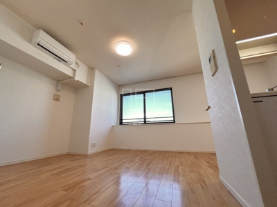 【居間・リビング】 | アーデンタワー福島ウエスト | アーデンタワー福島ウエスト　リビング・ダイニングスペース