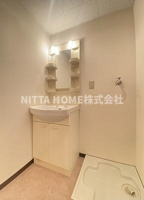 カサクワトロの洗面所|独立洗面化粧台もありますよ☆
