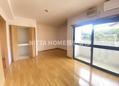 カサクワトロのその他共用部分|明るい室内です♪