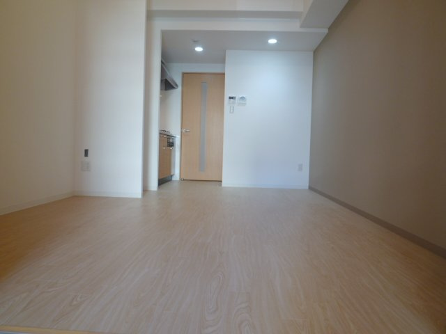 ルーエ桜川の洋室