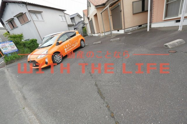 A･Y･J天神Ⅱの駐車場|駐車スペースもあります