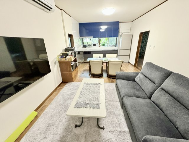 売中古戸建　中央区三島町の居間・リビング