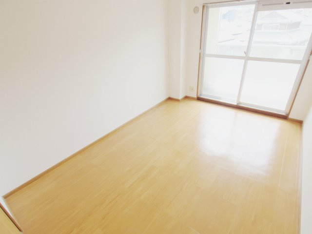 グラディオアキの洋室