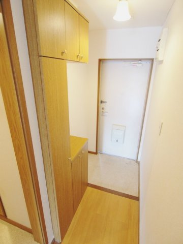 グラディオアキの玄関