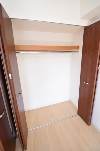 グランカーサ梅田北の収納
