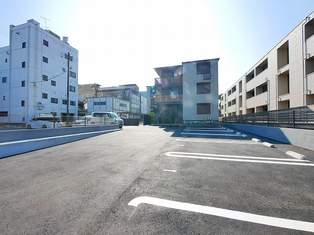 カサ・リチェルの駐車場