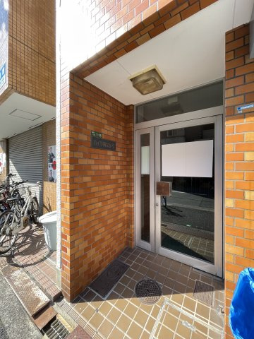 ハイツ南ながらのエントランス