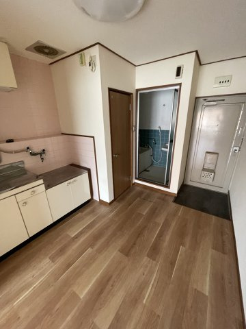 ハイツ南ながらの居間・リビング