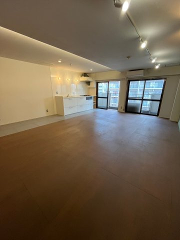 天神橋ホワイトハイツのロビー