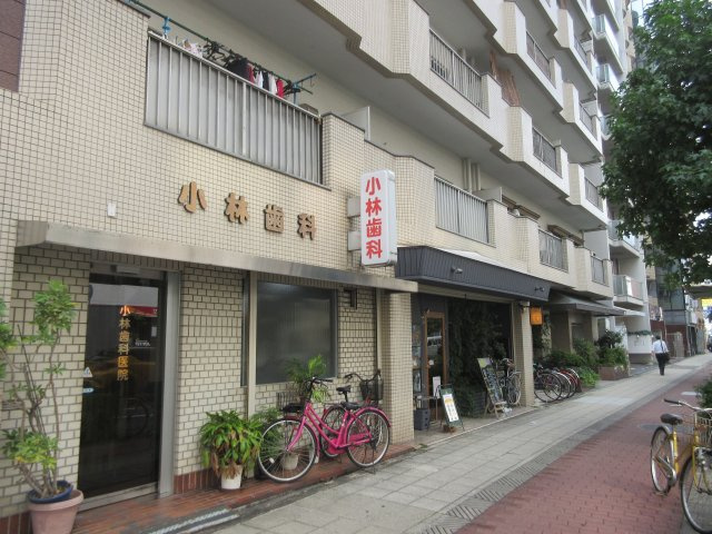 天神橋ホワイトハイツのエントランス