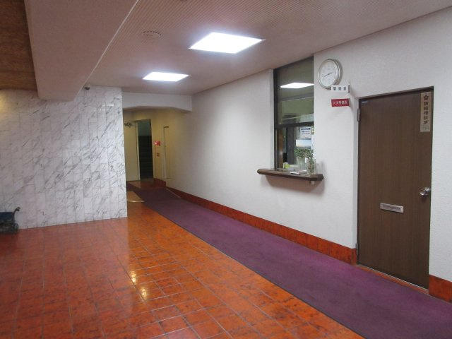 天神橋ホワイトハイツのロビー