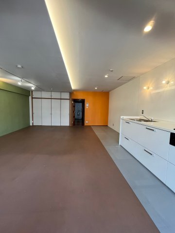 天神橋ホワイトハイツのロビー