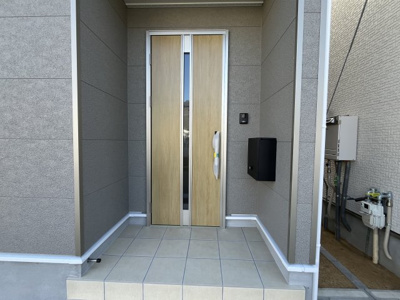 【玄関】 | 【20万円ｷｬｯｼｭﾊﾞｯｸ対象物件】クレーデルガーデン川西町結崎第18 全3棟 2号棟