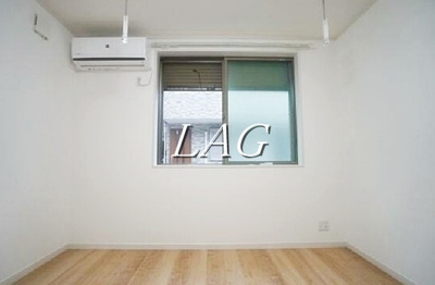 【居間・リビング】 | グランドール足立 | 洋室のお部屋です。