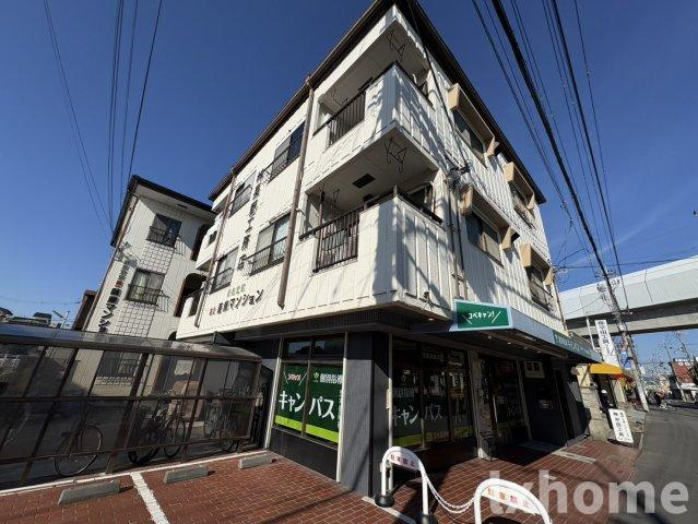 沢良宜東薩摩マンション2号棟の外観