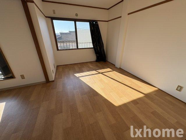 沢良宜東薩摩マンション2号棟の居間・リビング