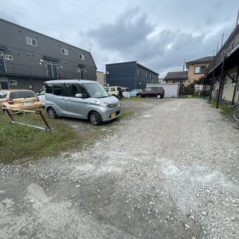 中島マンションの駐車場