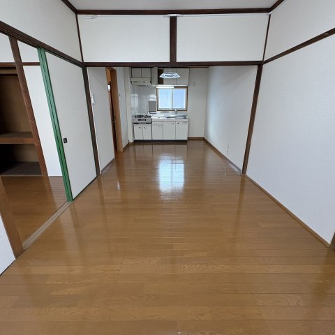 中島マンションの居間・リビング