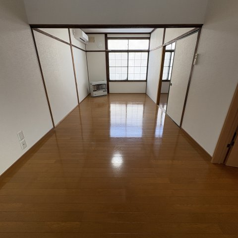 中島マンションの居間・リビング