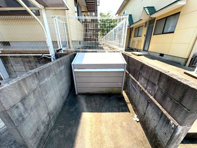 メゾン津々山台B棟のその他共用部分
