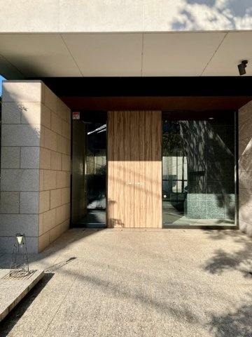 ディアスタ鷺沼のエントランス