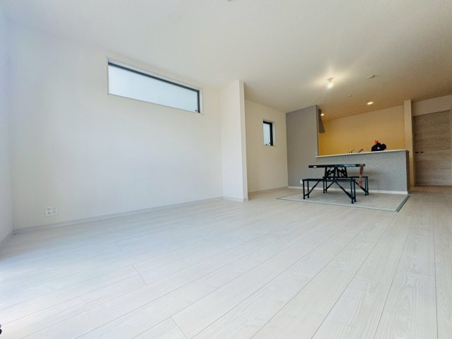 ■■南城市佐敷新里－2号棟（全４棟）の居間・リビング|おしゃれなリビングです