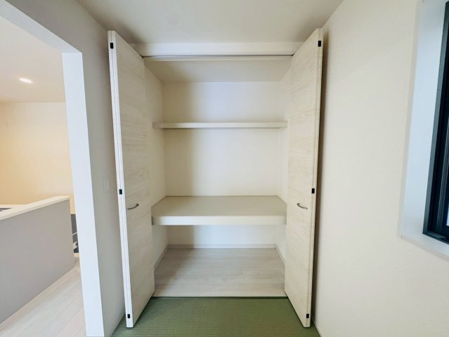 ■■南城市佐敷新里－2号棟（全４棟）の収納|ちょっとした収納スペースも充実しています