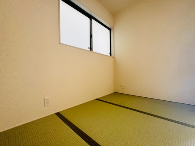 ■■南城市佐敷新里－2号棟（全４棟）の和室|和室がひろがる居住スペース