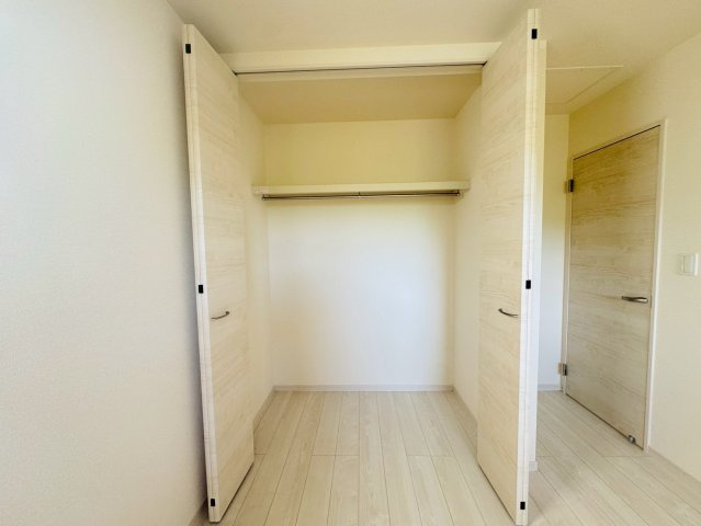 ■■南城市佐敷新里－2号棟（全４棟）の収納|便利な収納スペースです