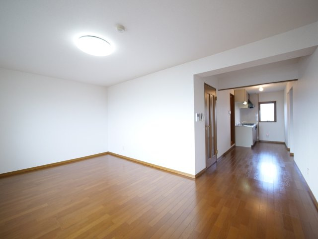 フレシアの居間・リビング|※写真は別の部屋のものです。