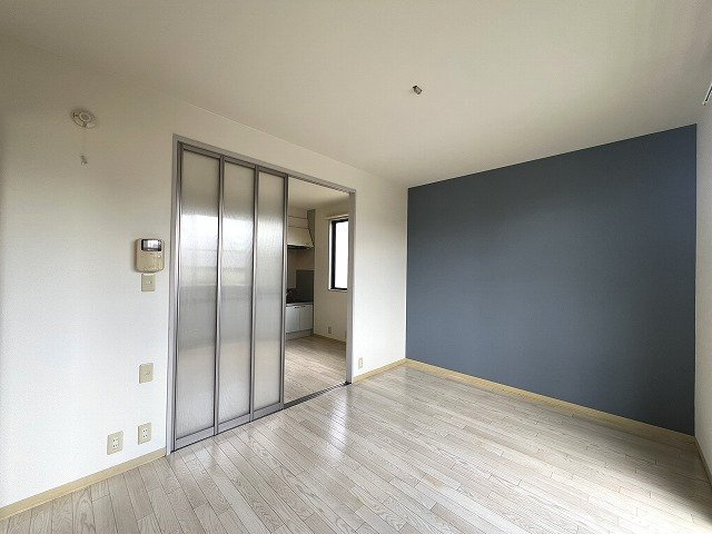 ディアス・リバー壱番館の居間・リビング