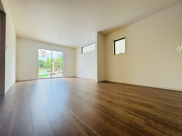 ■■南城市佐敷新里－3号棟（全４棟）の洋室|使い勝手のいい洋室です